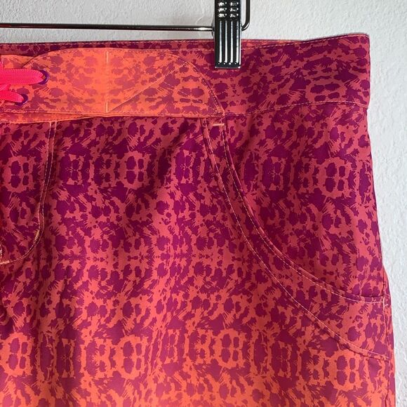 NWT Under Armour Even Keel Heatgear Semi-Fitted Swim Board Shorts Afterglow 12 - Picture 3 of 11